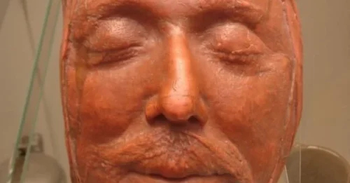 The Controversial Leader's Last Look: Cromwell's Death Mask Tells a Haunting Story