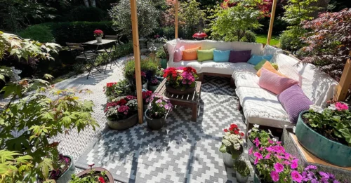 9 affordable garden decor DIY hacks