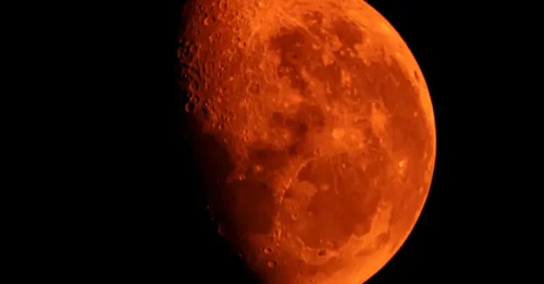 Why is the Moon Red Tonight in the U.S.? Check the Science and Reason Behind here!