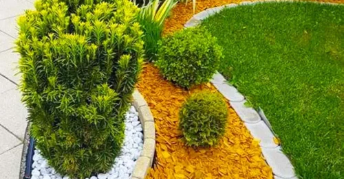 27 Majestic Garden Designs for an Enveloping Natural Retreat