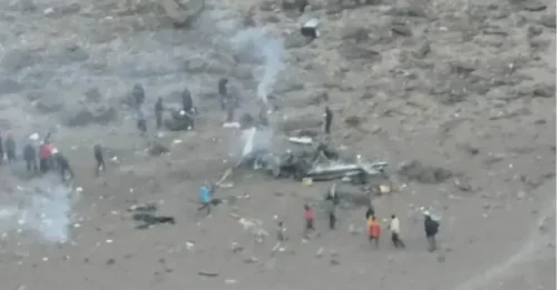 Cinco muertos, incluidos dos turistas, tras estrellarse un helicóptero en una popular ruta de escalada en el monte Kilimanjaro.