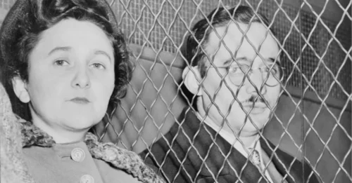 A FINAL KISS BEFORE DEATH ROW: The 24 Hours That Sealed the Fate of America’s Most Infamous Spies – The Rosenberg Story 7