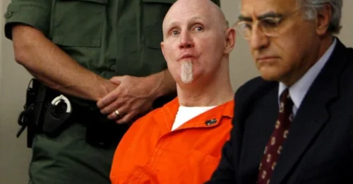 Ronnie Lee Gardner’s “DEATH CHAIR”: The CHILLING Final Countdown to a Rare Firing Squad Execution That SHOCKED the Nation and Ultimately Changed Utah Law 7