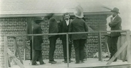 The DISTURBING Execution That Even Made the Hangman Faint: The SHOCKING and Deeply Controversial Final Moments of ‘Black Jack’ Ketchum – The Most Infamous and Unprecedented Botched Hanging in the Wild West 7