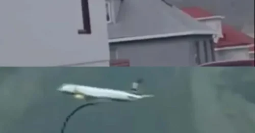 IMPROVISANDO! Impactante razón por la que un piloto de aerolínea fue filmado volando un Boeing 757 a una altura aterradora sobre casas en su último vuelo.