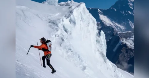Under 20 Hours Or Death In Everest's Death Zone: American Ultra-Endurance Athlete Tyler Andrews Collapses At 7,400 Meters In The Autumn Of 2025 - Insane 