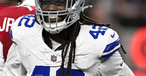 Former #1 overall pick. 8.5 sacks in 2025. 33 years old with gas left in the tank. And the CHIEFS HAVE NEVER EVEN GLANCED at Jadeveon Clowney. ZERO calls. ZERO visits. ZERO logic.