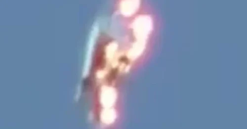 TERRIFYING UFO ENCOUNTER: Family Captures Mysterious Burning Object High Above Quebec